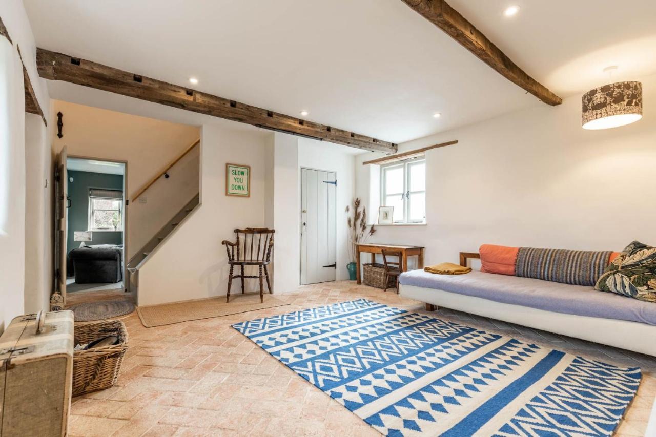 Host & Stay - White End Salthouse Exterior photo