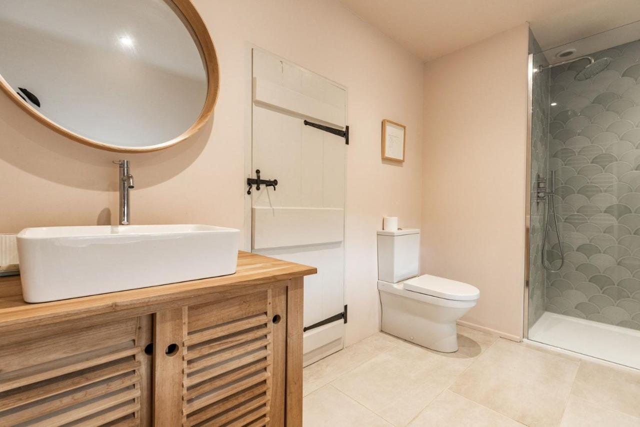 Host & Stay - White End Salthouse Exterior photo