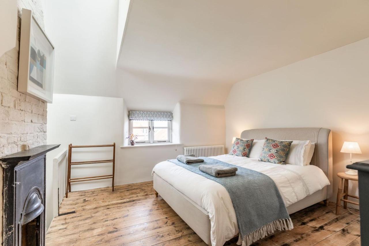 Host & Stay - White End Salthouse Exterior photo