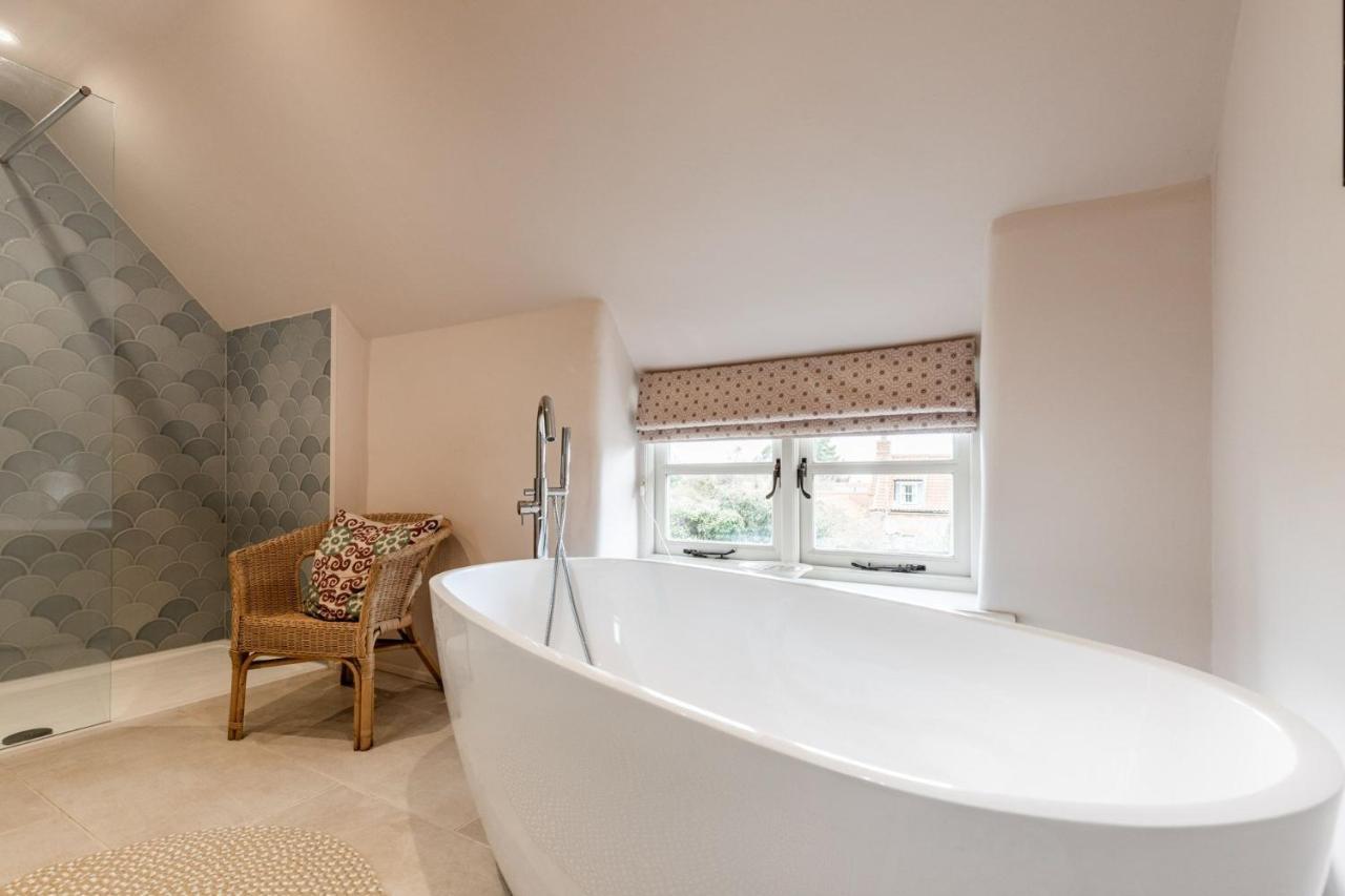 Host & Stay - White End Salthouse Exterior photo